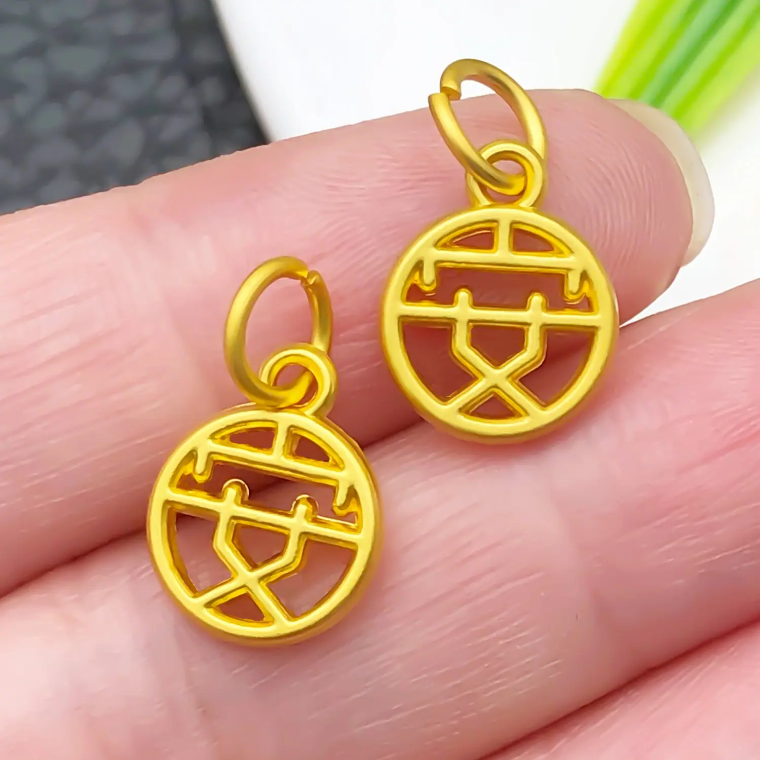 22490-ZH-黄色古法金哑金圆形安字16x10mm-0.