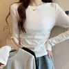 Camiseta Base Lisa Nueva Primavera 2026 para Mujer, Cintura Ajustada, Fruncida, Hombro Normal, Camiseta de Manga Larga con Dobladillo Curvo, Top Capa Interior