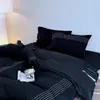 Estilo Japonés Sencillo Lujo Ligero Hilo 100% Algodón Teñido en Hilo Jacquard de Aguja Juego de Cuatro Piezas Disponible para las Cuatro Estaciones Ropa de Cama de Algodón Puro para Dormir Funda de Edredón Sábana