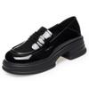 Sapatos Pequenos de Couro Aumentadores de Altura Loafers Britânicos 2024 Sapatos Sociais Femininos Bico Redondo Sola Grossa Camada Única Sapatos Femininos Pretos Estilo College