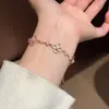 Pulseira de Flor Estrela com Zircônia Banhada a Ouro Real, Pulseira de Luxo Leve de Alta Qualidade, Joia de Mão Moderna e Elegante com um Design Único