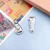 17 Plata Antigua Dibujos Animados Gato Lindo Calado Huella de Pata Aleación Colgantes DIY Pendientes Collares Bolsos Accesorios de Joyería