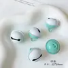 Accesorios para Joyería de Campanilla Pequeña con Combinación de Colores Lindos Llavero Color Caramelo Pintura Metálica Material para Pulsera DIY