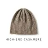 Cachemira Otoño/Invierno 2026 Nuevo Sombrero Casual de Punto de Color Sólido para Mujer, Cálido para Exteriores, Tejido de Paja Pesado, Trenzado de Cable