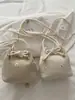 Bolso Tejido Bolso de Mano para Mujer 2026 Verano Nuevo de Moda Encaje Mini Bolso Cubo Versátil Ins Bolso de Paja Bolso Cruzado