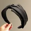 Diadema de estilo coreano, ligera, ancha, de color liso para mujer, que ofrece un look sofisticado y elegante, con un diseño que realza la altura en la coronilla, presentando un estilo retro, chic y moderno