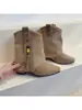 Versão em couro macio~ Botinhas retrô boêmias com franjas para aumentar a altura, para mulheres, com saltos grossos, botas curtas estilo cowboy western