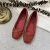 Mocasines de Suela Plana Estilo Suave Brisa de Noche Zapatos de Hada 2025 Nuevos Zapatos de Abuela de Primavera Zapatos Rojos Pequeños para Boda