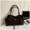 Bolsa de Axila Casual de Grande Capacidade para Mulheres 2025 Novo Estilo de Inverno Simples e Elegante Bolsa Tote de Aparência Sofisticada Bolsa de Ombro