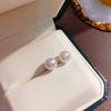 Pendientes de perlas retro de alta calidad con aguja de plata s925, diseño de nicho femenino, pequeños y elegantes, combinables con todo.
