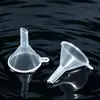 Mini funil de plástico, funil triangular transparente, ferramenta de dosagem para frascos de cosméticos, perfumes, delineadores, óleos essenciais