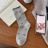 Nuevos Calcetines de Dibujos Animados Hello Kitty estilo Girly para Otoño/Invierno 2026 Algodón Peinado Versátiles Encaje Estilo Escolar Cálidos Estilo Japonés Apilables