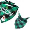 Bandana de Natal para Pet Xadrez Vermelho e Verde Babador para Cão Gato Toalha de Saliva Decoração de Festa de Feriado Acessório Versátil para o Pescoço