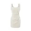 Elegante Vestido de Tirantes Finos Estilo Francés Inspirado en Kendall Jenner para Mujer, Verano 2026, Escote Cuadrado Pura Pasión, Fruncido, Corte Ajustado, Ceñido a la Cintura, Vestido Corto Bodycon