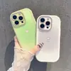 Aplicable a funda de teléfono iPhone 18 color degradado contrastante marco de lente corazón bonito Apple 17 Pro Max carcasa crema 16