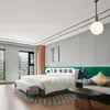 Hilton Garden Inn Móveis Quarto Padrão Conjunto Completo Cama de Hotel Tela de Quarto Hotel Pousada Roupa de Cama Móveis de Quarto de Hóspedes Base da Cama Mesa de Cabeceira