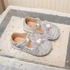 Zapatos de Princesa Plateados para Niñas Caricatura Lazo Suela Suave Zapatos de Rendimiento Verano Delgados Zapatos de Cuero para Niños Planos para Niña Pequeña