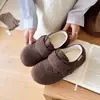 Mocasines planos de lana de cordero slip-on 2026, versátiles y cálidos, nuevo estilo de invierno, zapatos peludos estilo francés, zapatos de algodón para mujer