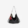 Bolsa de Ombro Macia de Couro de Grande Capacidade Simples Nova Moda 2026 Bolsa de Ombro Casual Bolsa Tote Transversal para o Dia a Dia