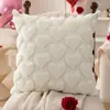Fronha de pelúcia com bordado jacquard cruzado em formato de coração Dia dos Namorados almofada de sofá para sala de estar fronha de decoração de feriado