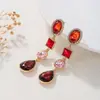 Joyas: Pendientes de Perla Resistentes Estilo Palacio, Tachuelas Retro Personalizadas, Pendientes de Lujo Ligero de Gama Alta para Exportación Transfronteriza