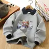 Camisa POLO de Invierno para Niños con Felpa Adicional Estilo Nuevo Camiseta de Manga Larga para Niños Top para Niños Capa Base Niños Medianos y Grandes Ropa de Abrigo Moderna