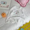Camiseta Base con Ribete de Encaje para Niña Otoño 26 Nuevo Estampado de Dibujos Animados Manga Larga Ropa Interior Suave y Amigable con la Piel para Niños