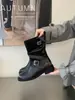 Botas curtas de bico redondo com design retrô, botas da moda de cano médio, outono/inverno de 2026, fivela de cinto, botas de salto bloco coloridas, botas de sola reta