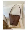 Bolsa de Ombro Grande de Couro com Textura de Lichia de Luxo Leve Coreana Transfronteiriça, Estilo Preguiçoso, Versátil, Casual, para o Dia a Dia, Modelo Saco