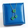 Venta Caliente Cruzada Collar de Acero de Titanio Trébol de Cuatro Hojas Collar con Borla Joyería para Mujeres Temperamento Sencillo Versátil No Se Desvanece