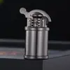 Hy756 Compacto Mini Couro Antigo Isqueiro a Querosene Roda de Afiar Chama Aberta Isqueiro à Prova de Vento Estilo Retrô