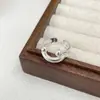 Anillo Nuevo Sencillo Brillante de Cara Sonriente para Mujer, Temperamento Versátil de Moda, Estilo Minimalista, Lujo Ligero, Anillo Hueco de Celebridad de Internet al por Mayor