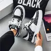 Zapatillas de Moda Tendencia Primavera Nuevas Elegantes Cómodas Suela Suave Zapatos Casuales Diseño de Nicho Fresco de Moda Zapatos para Hombre