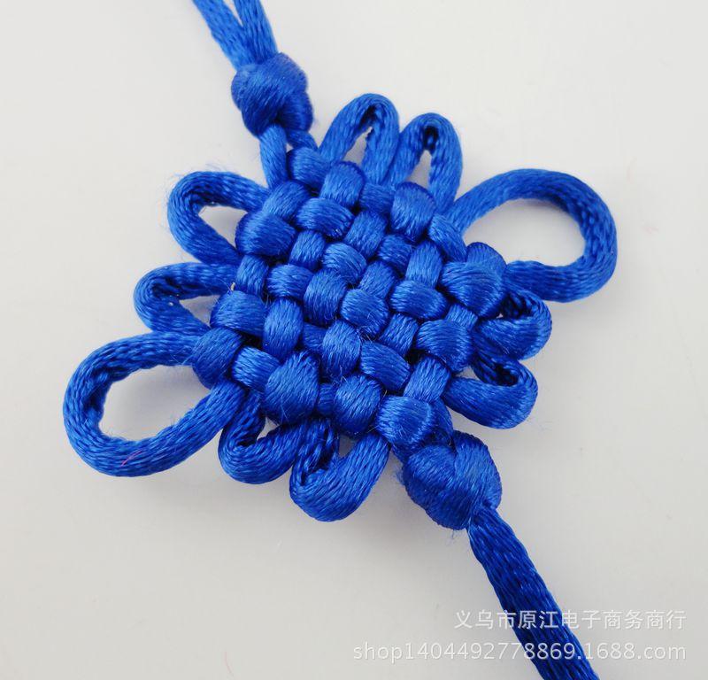 宝蓝色
