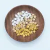 Yiwu Liga Eletroforese Alta Retenção de Cor Flor DIY Adorno de Cabeça de Noiva Ponto Galvanizado Flor Verde Pingente Poroso Acessórios