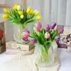 Oferta especial: 5 Tulipanes de Goma Suave para Arreglos Florales, Flores Artificiales para Decoración del Hogar, Hotel y Centro Comercial