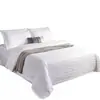 Conjunto de Roupa de Cama Três Peças Criptografado com Listras de Cetim Branco Tecido 3cm Hotel de Linho de Alta Densidade