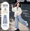 Conjunto de Duas Peças para Meninas Estilo Coreano Academia Primavera e Outono Novo Moletom com Gola Polo Jeans Estrelado Conjunto de Duas Peças para Meninas