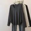 Top casual para mujer de talla grande con dobladillo curvo, corte holgado y relajado, estilo coreano, adelgazante, versátil, simple y con una bonita caída.