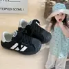 Tênis Casuais de Treino em Couro Genuíno Estilo Coreano Retrô Estampado de Leopardo para Meninos e Meninas, Outono 2026, Tênis Esportivos Macios Antichoque
