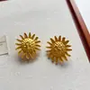 Colar de Girassol Dourado Estilo Vintage Europeu e Americano com Personalidade Única, Brincos de Combinação Exclusivos, Novos Acessórios Vintage 2026