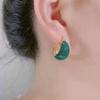 Pendientes vintage de vino tinto de estilo Hong Kong de alta calidad con diseño de nicho con hebilla de oreja de esmalte de gota para mujer, únicos y versátiles, primavera 2023, nuevos