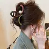 Elegante pinza de garra floral para peinado semi-recogido, nuevo modelo 2026 para mujer, pinza de tiburón de tamaño mediano para la parte trasera de la cabeza, accesorio para el cabello