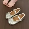 Sapatos Mary Jane Doces Estilo Francês para Mulheres, Novo Modelo Popular da Primavera 2026, Sapatos Planos Elegantes para Combinar com Saias, Sapatos Delicados