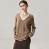 Top de malha de cashmere com blocos de cor outonais, decote em V e bordas dobradas, solto e estiloso, perfeito como camada base