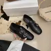 Zapatos Planos con Hebilla Estilo Retro Británico para Mujer 2026 Otoño Negro Punta Cuadrada Zapatos Pequeños de Cuero Zapatos para el Trabajo para Mujer