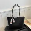 Nova tendência de moda transfronteiriça, bolsa de ombro feminina, nova bolsa de mão, bolsa tote de grande capacidade, bolsa de axila para o dia a dia para mulheres