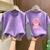 Camiseta de manga larga de algodón puro para niña para primavera y otoño, camiseta base de retazos a rayas para niñas mayores, top elegante y versátil de cuello redondo