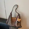 Bolsa Tote Popular de Grande Capacidade Transfronteiriça para Mulheres Outono e Inverno 2026 Nova Mochila de Ombro Tendência Retrô com Estampa de Leopardo