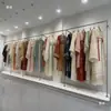 Suporte de Vestido de Casamento em Aço Inoxidável Suporte de Exibição de Vestidos Prateleira de Exibição de Poste Montada na Parede Loja de Vestidos Qipao Cabide